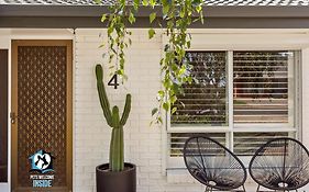 Hampton'S Style Holiday Retreat - Close To The Beach!